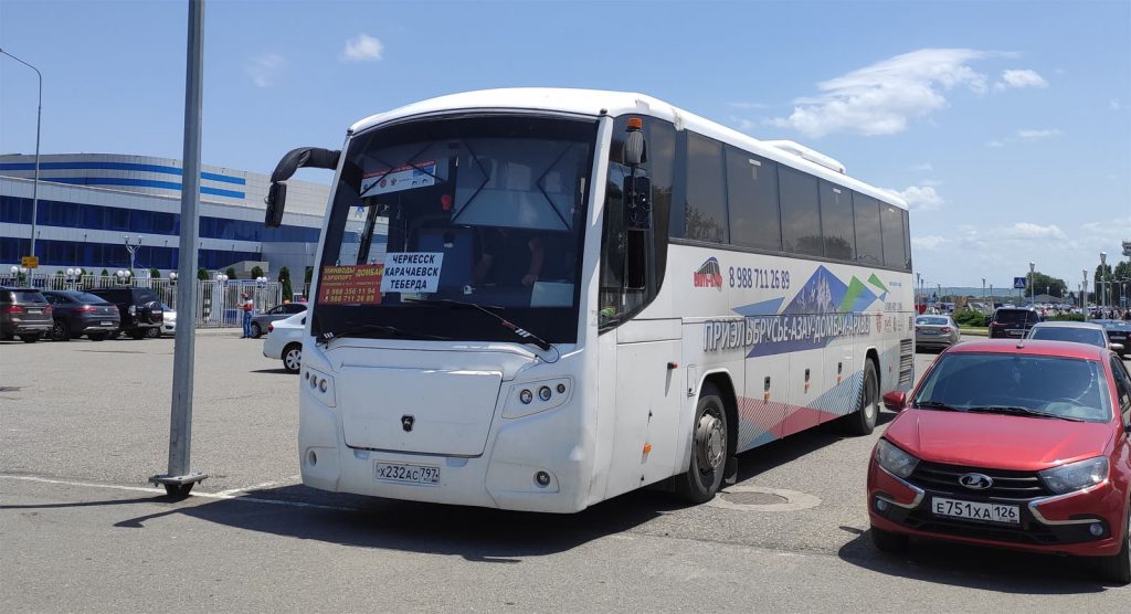 Как добраться из Минеральных вод в Домбай и Архыз - прямой автобус из аэропорта
